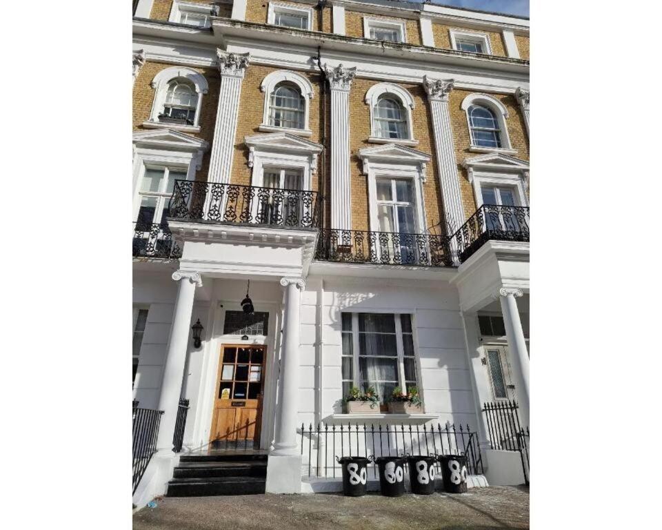 Апартаменти F101-First Floor Flat Fits 3 Near Hyde Park Лондон Екстер'єр фото